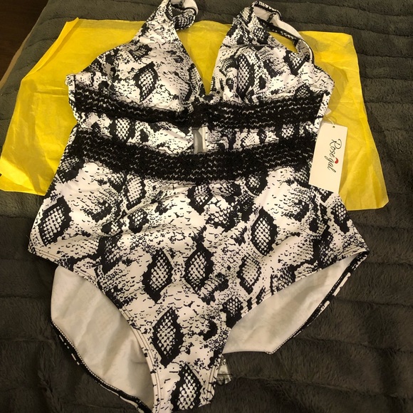 🔖 Rosegal Bathing Suit - Picture 2 of 7